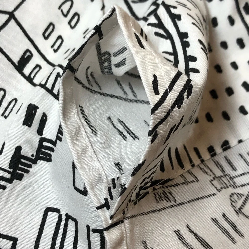 Black & White Cityscape/Skyline Wall Art “Tapestry”,Modern Urban Print on Fabric